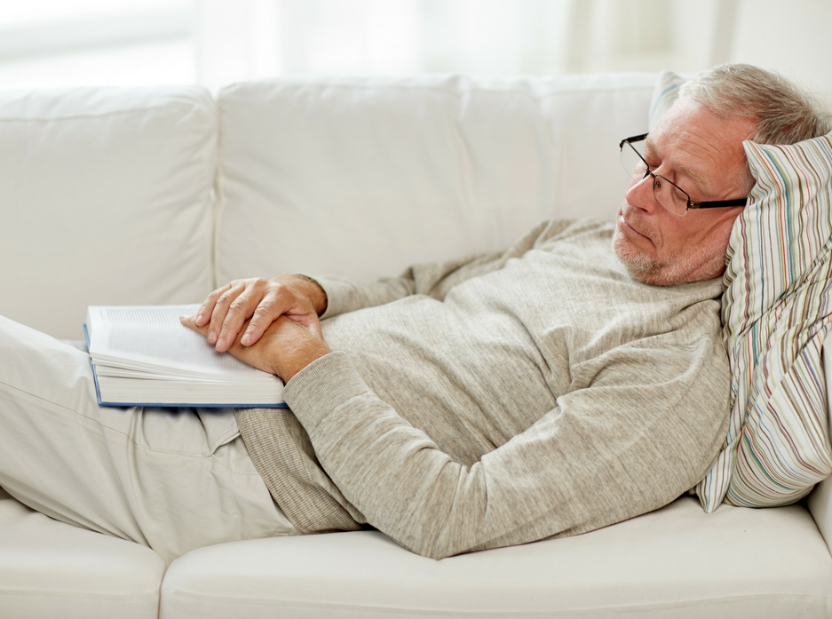 Résultat de recherche d'images pour "seniors fatigues"